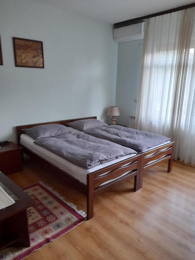 Apartment Mirjana Banja Luka Exteriör bild